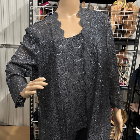 R&M Richards Pants - R&M Richards Gray Lace and Sequin 3 piece Pantsuit size 18